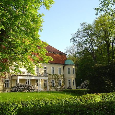 Neukirchen-Pleiße Hotel Schloss Schweinsburg מראה חיצוני תמונה
