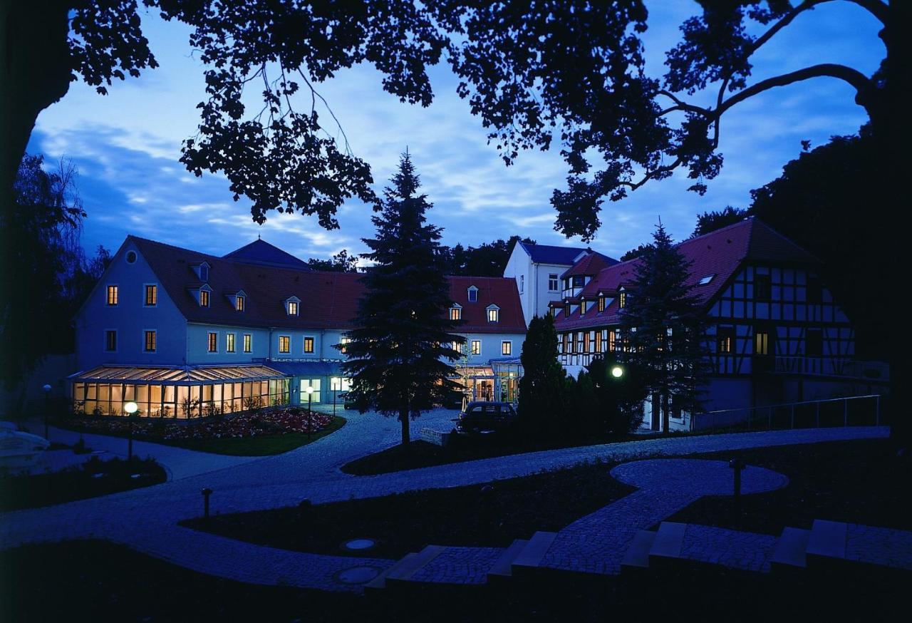 Neukirchen-Pleiße Hotel Schloss Schweinsburg מראה חיצוני תמונה