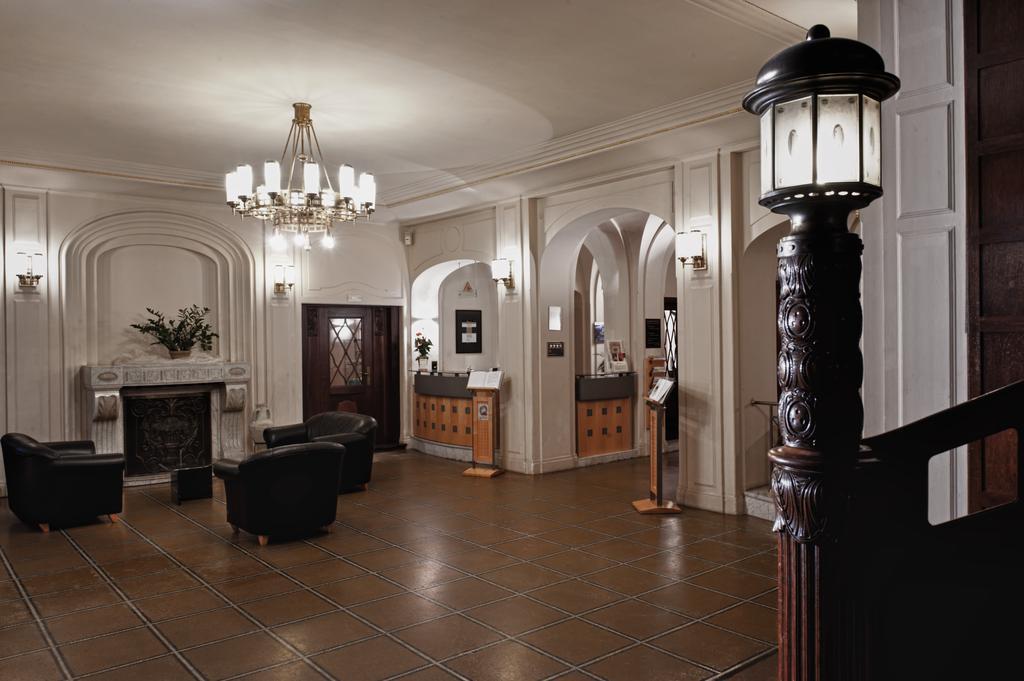 Neukirchen-Pleiße Hotel Schloss Schweinsburg מראה פנימי תמונה