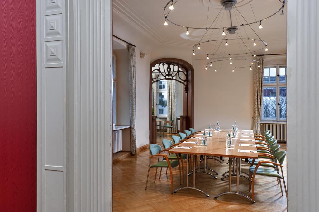 Neukirchen-Pleiße Hotel Schloss Schweinsburg מתקנים תמונה