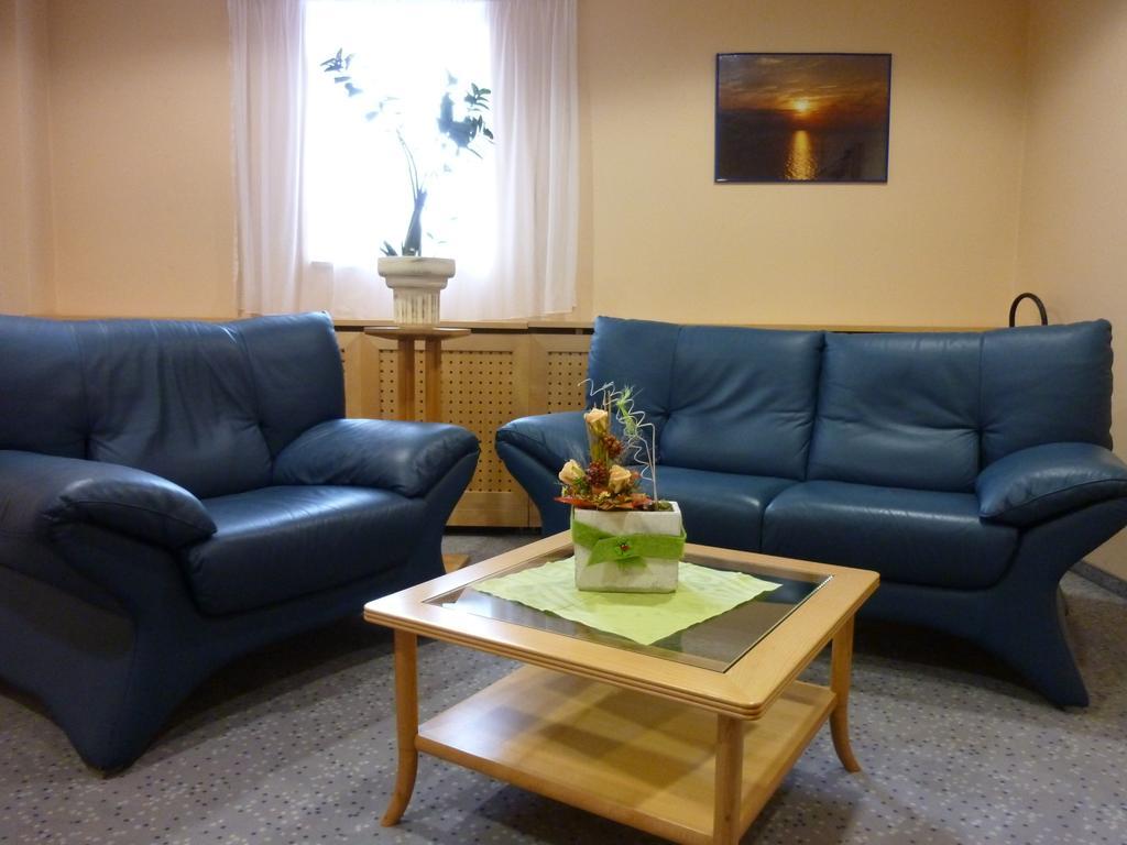 Neukirchen-Pleiße Hotel Schloss Schweinsburg מראה פנימי תמונה